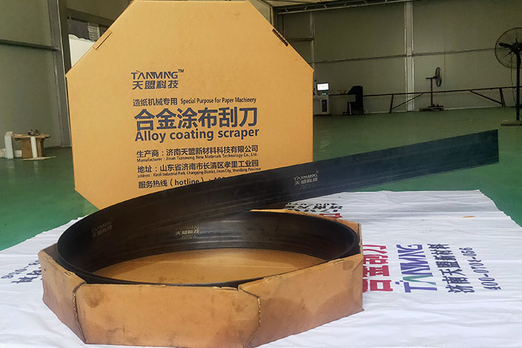 High-speed-papermaking-ceramic-doctor-blade.jpg